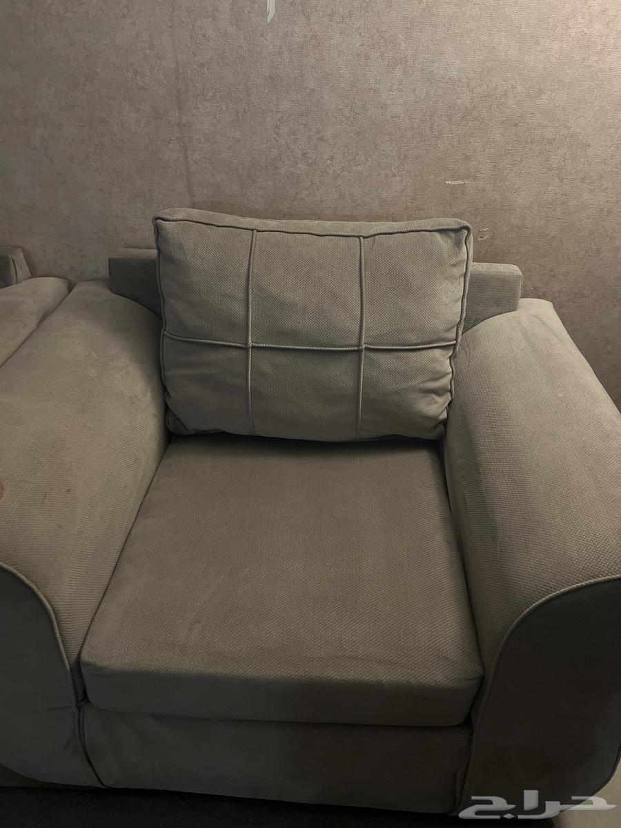 للبيع كنب نظيف البيع 1000ريال64619692715394112