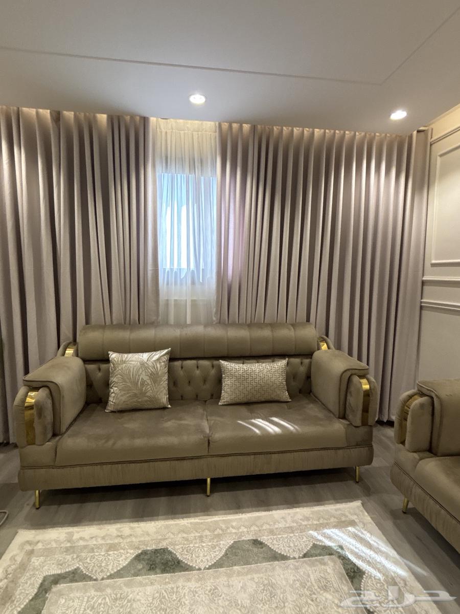 كنب مودرن للبيع 4 قطع مع سجاده مجانا64618852145922110