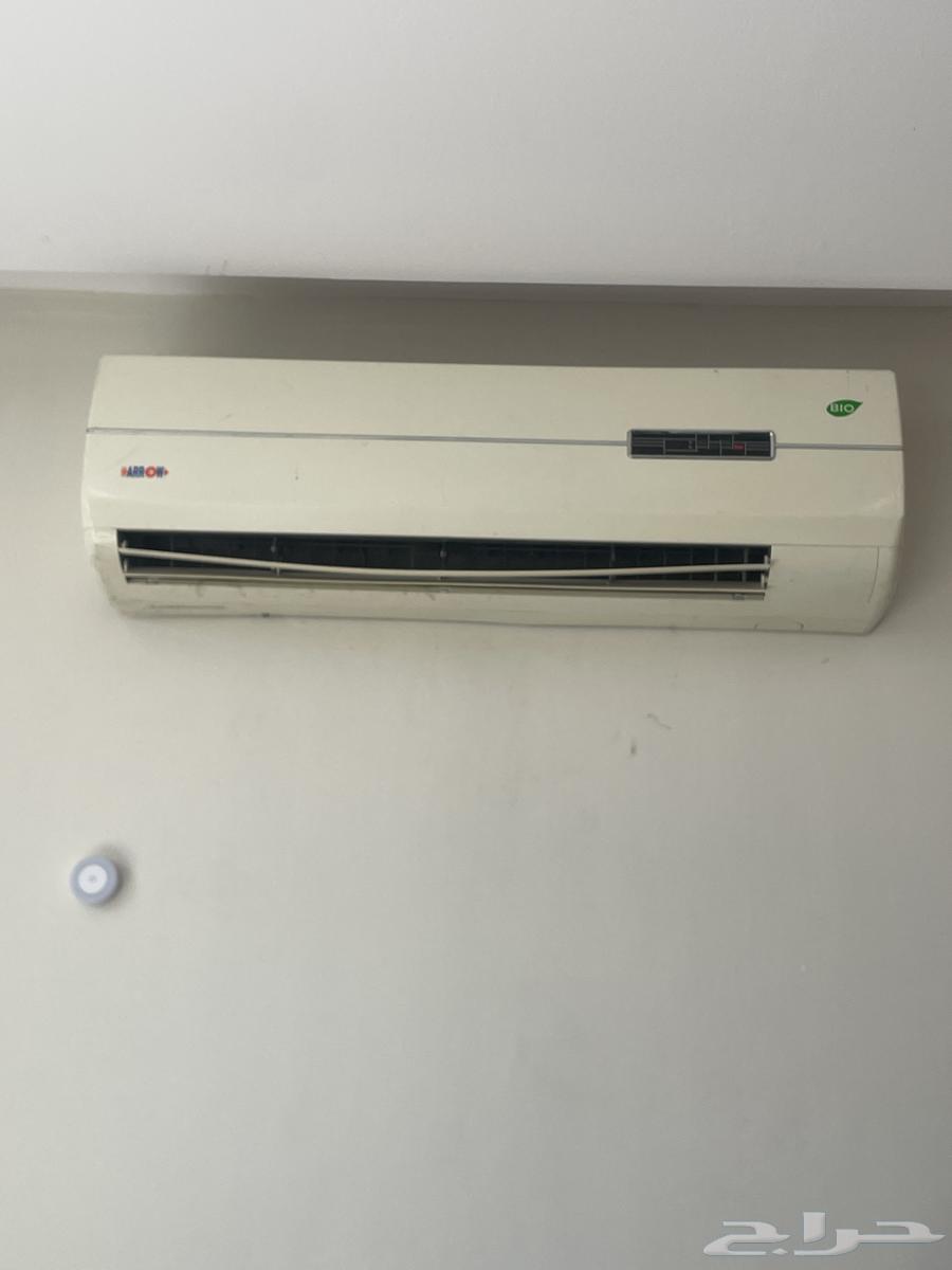 Split Air Conditioner, 700 Riyals64620129831427111