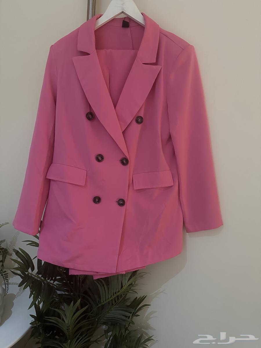 Clothing: Any item for 50 SAR, with the amount transferred directly to the association—may Allah accept it.64617775266435111