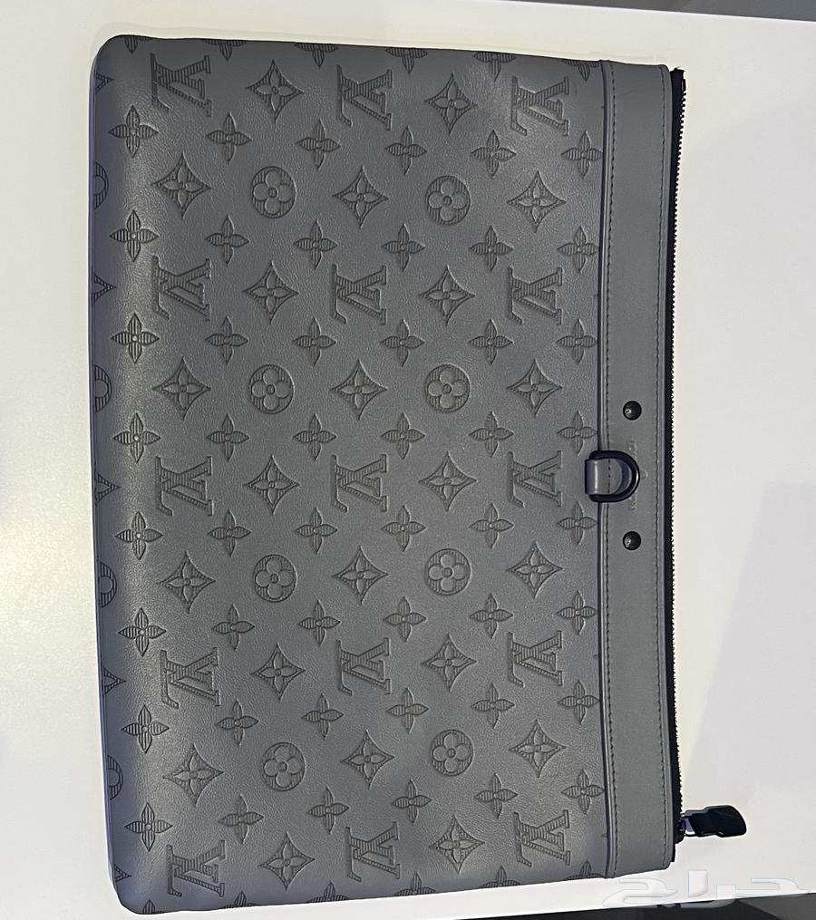 شنطة (باوتش) لويس فيتون اصلية64620517983746110