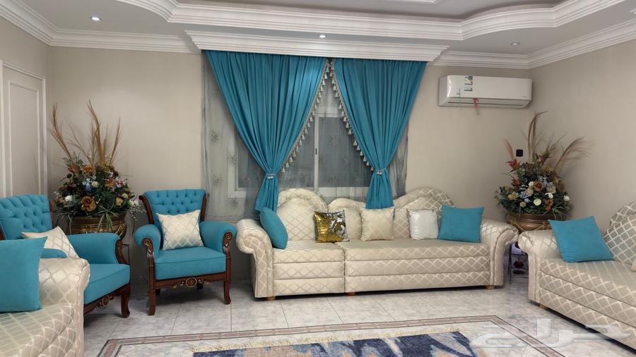 طقم كنب نظيف جدا لم يستخدم كثيربحاله ممتازه64625993333377113