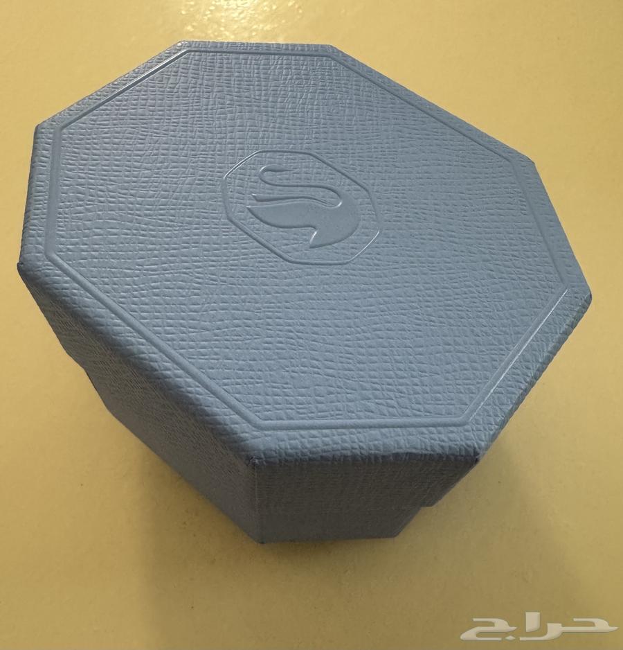 للبيع ساعه ماركة سواروفسكي اصليه64617163111809111