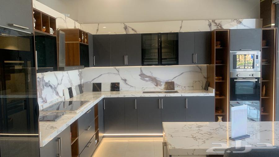 مطابخ جديد للبيع من المعرض باقل من سعر التكلفة64620042320770111