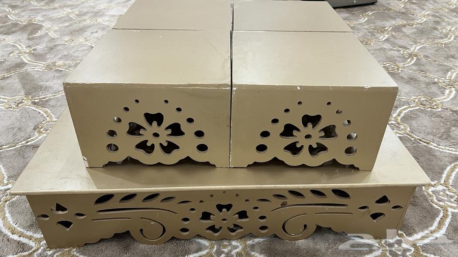 Floor table64616740611201110