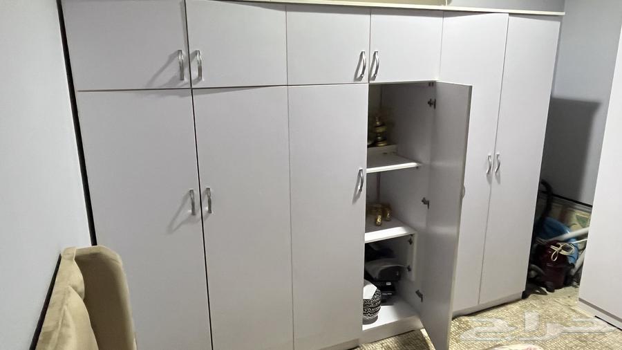 اثاث مستعمل و باب حديد كبير و دولاب و باب سحب64617287922689110