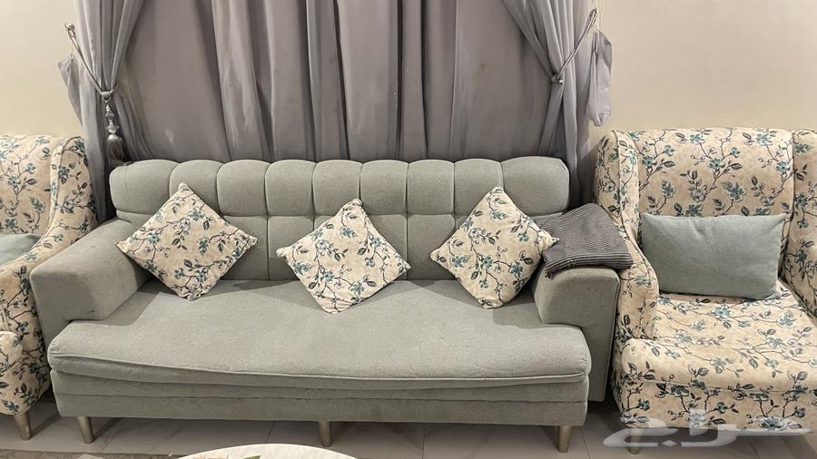 Used Sofa64617762847618110