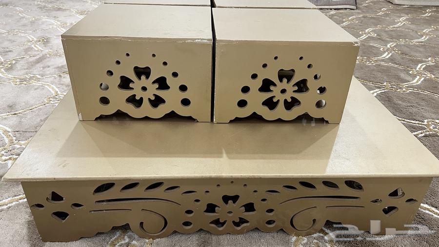 Floor table64616740611201112