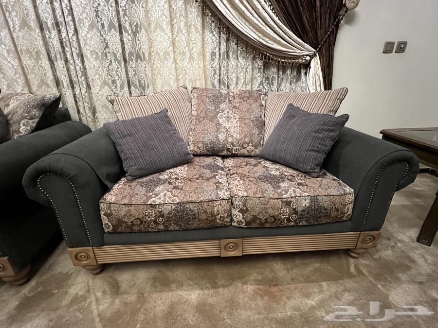 كنب للبيع64617300428930112