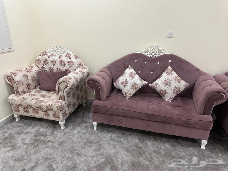 كنب مرتب ونظيف اربع قطع64618689469057110