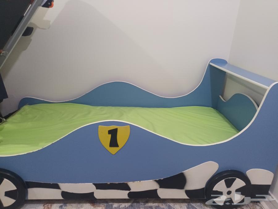 سرير اطفال للبيع مع فرشة عالية الجودة64623368630785110