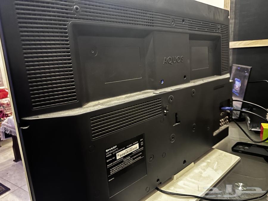 شاشة من شركة Sharp 32 بوصه64619124521857113