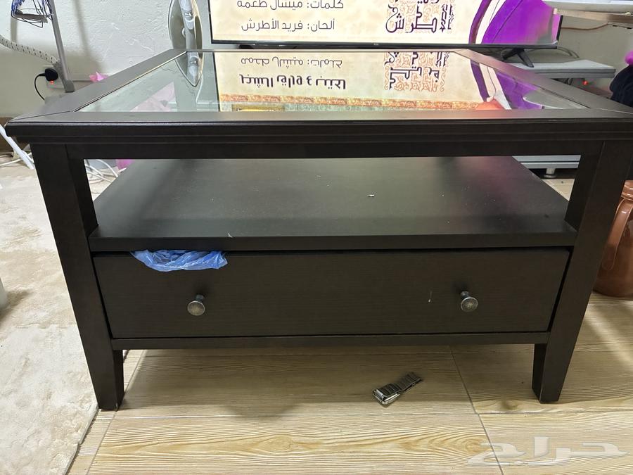 مجموعة اثاث للبيع مستعجل القطعة ب 30064624585191170112