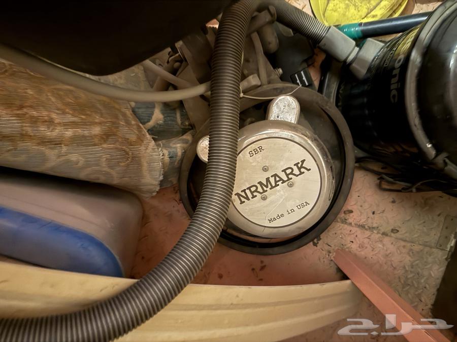 جهاز تلميع أرضيات صناعي NRMARK   شبه جديد64625559392258110