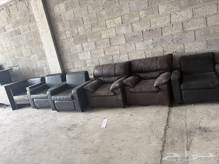 طاولة مكتب للبيع معها كراسي للبيع   البيع مستعجل64567822177283113