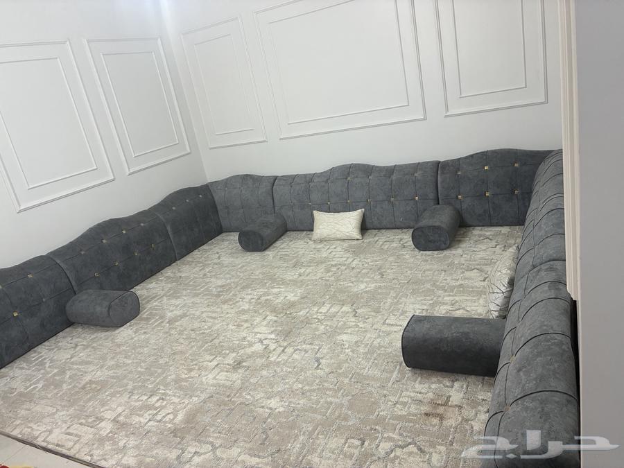 مساند ظهر البيع نظيف جدا لبيع64619880086019110