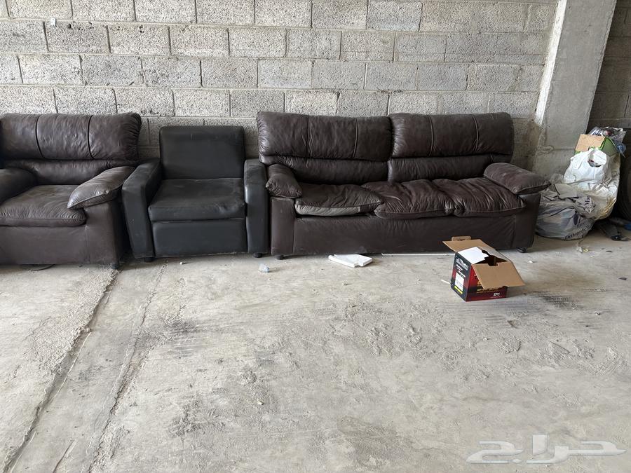 طاولة مكتب للبيع معها كراسي للبيع   البيع مستعجل64567822177283112