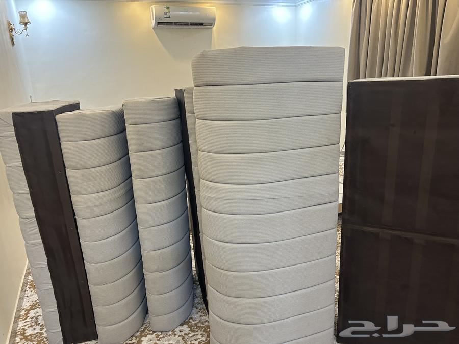 كنب وفرشه جديده سبب البيع النقل64624254283266110