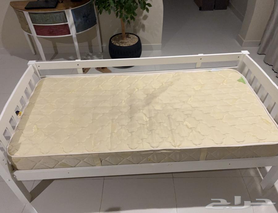 Single Bed with Mattress, Solid and Comfortable64624511997569111