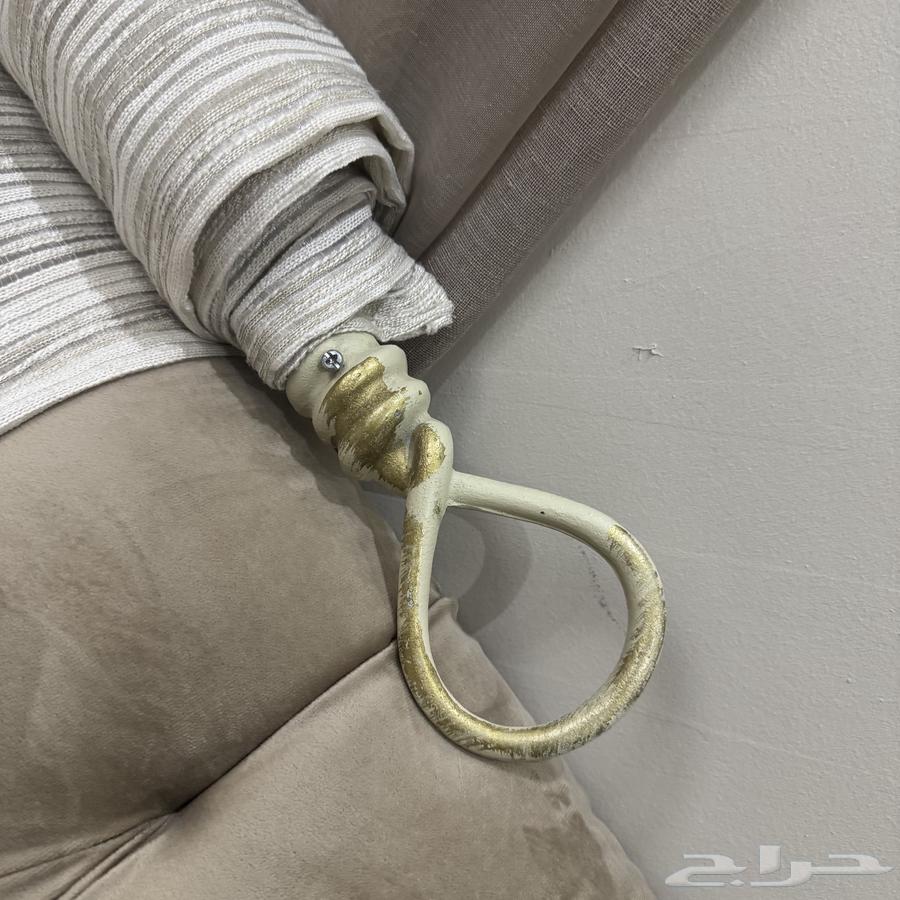 Serving tables64477825175553113