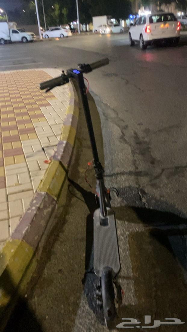 السلام عليكم ورحمة الله وبركاته سكوتر كهرابي للبيع64521539928578111