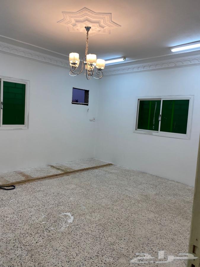 شقه للإيجار بحي الدخل 264147808307970111