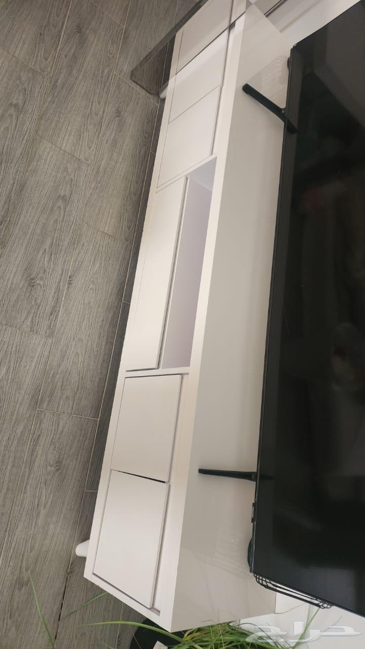 للبيع كنب وطاولات64616566686849114