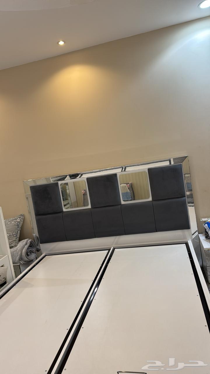 Bedroom for Sale in Al-Shara'i' with Double Bed and Single Child's Bed64618514465666110