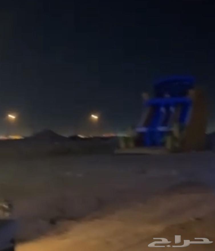 A bouncing or sliding or inflating item for sale, summer photography shoot in clean condition64618165143554110