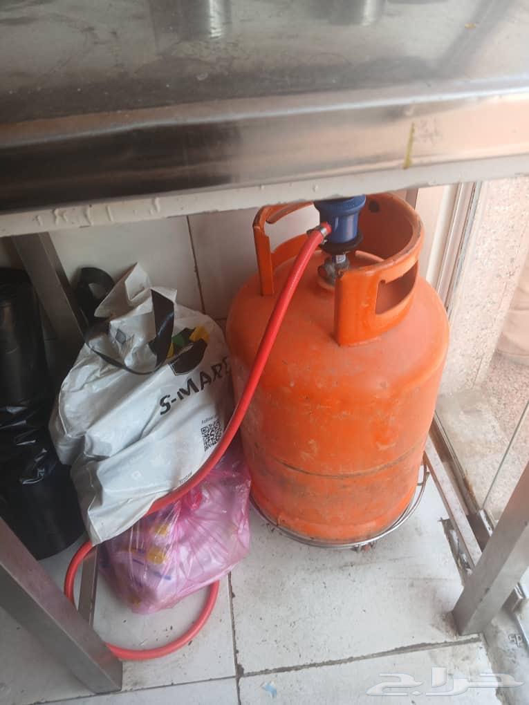 بيع اجهزة وعدة بطاطس وعصيرات وسندويشات بالكامل64620154786945114