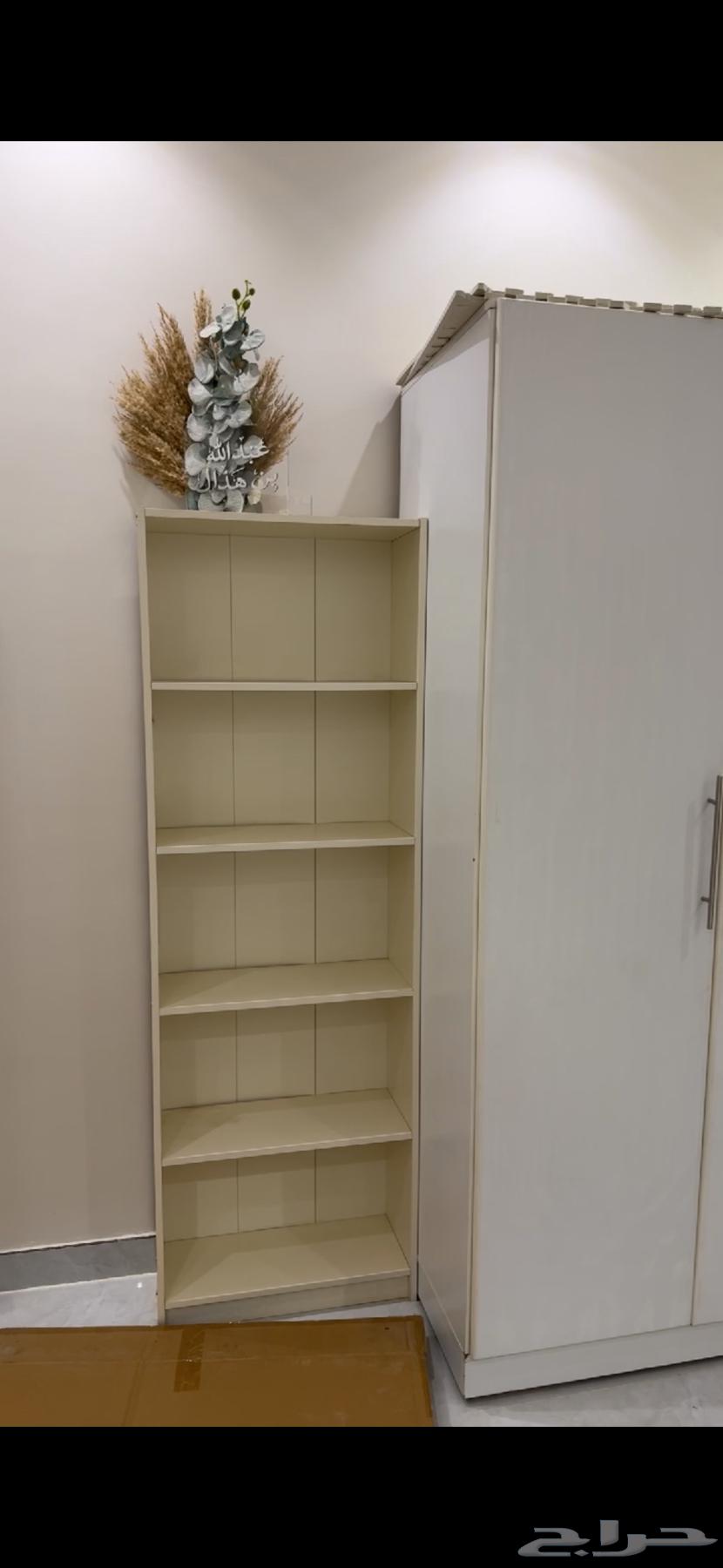 غرفه ودولاب وطاولة تلفزيون للبيع المهديه64625343972353113