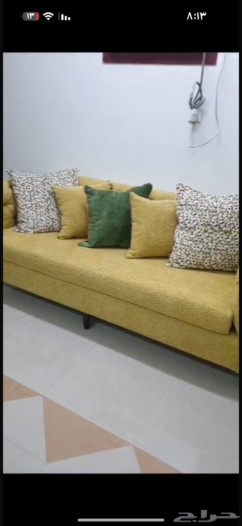 Sofa with Tables64624217706241111
