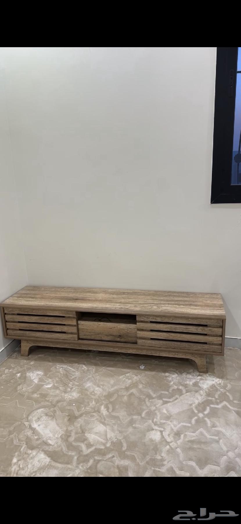 غرفه ودولاب وطاولة تلفزيون للبيع المهديه64625343972353110