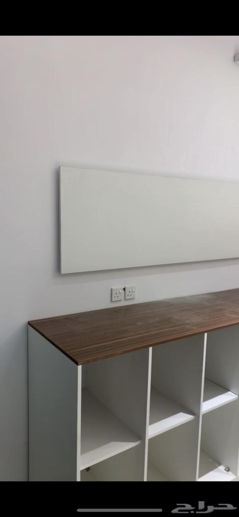 مكتب مع وداليب للتخزين للبيع64619405505154114