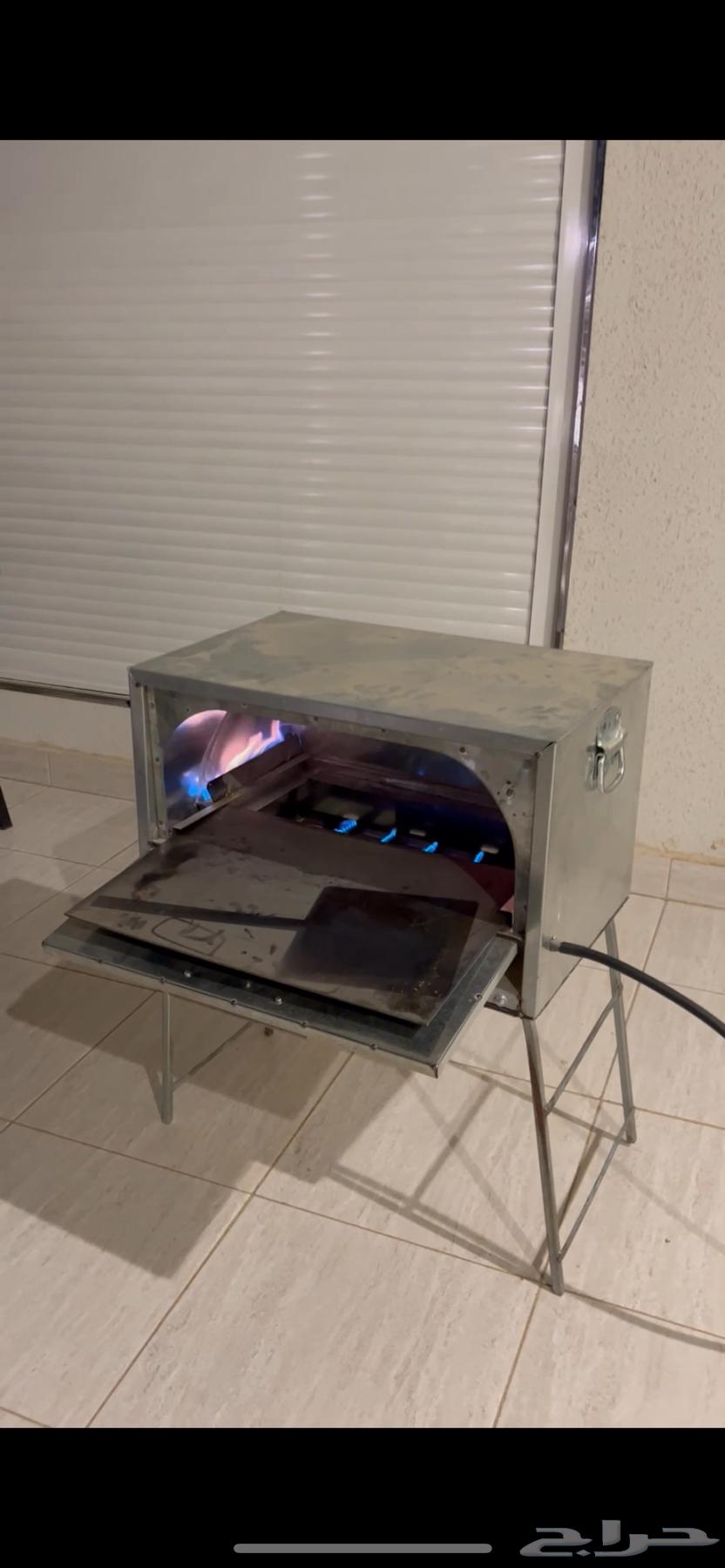 Gas oven, used only once; reason for sale: moved to a new house64626029691139110