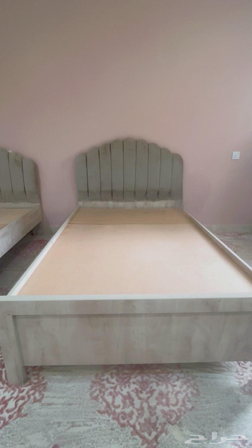 كراسي نوم عدد 2 حبه نظيفه جدا64619480216322113