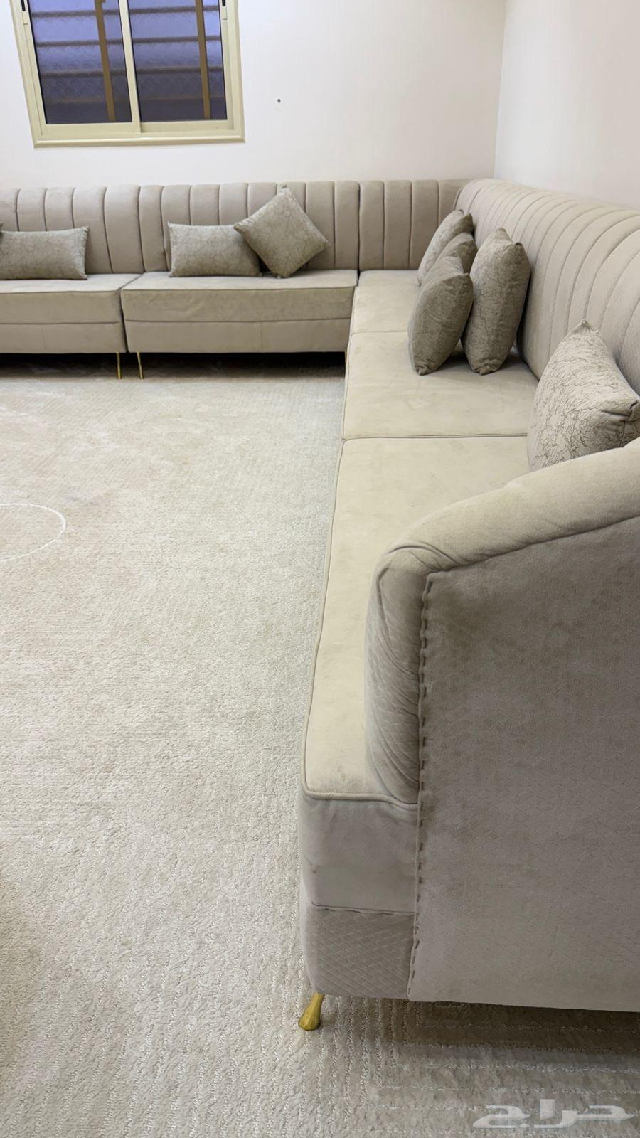 كنب للبيع مقاس 4 في 564623036190339114