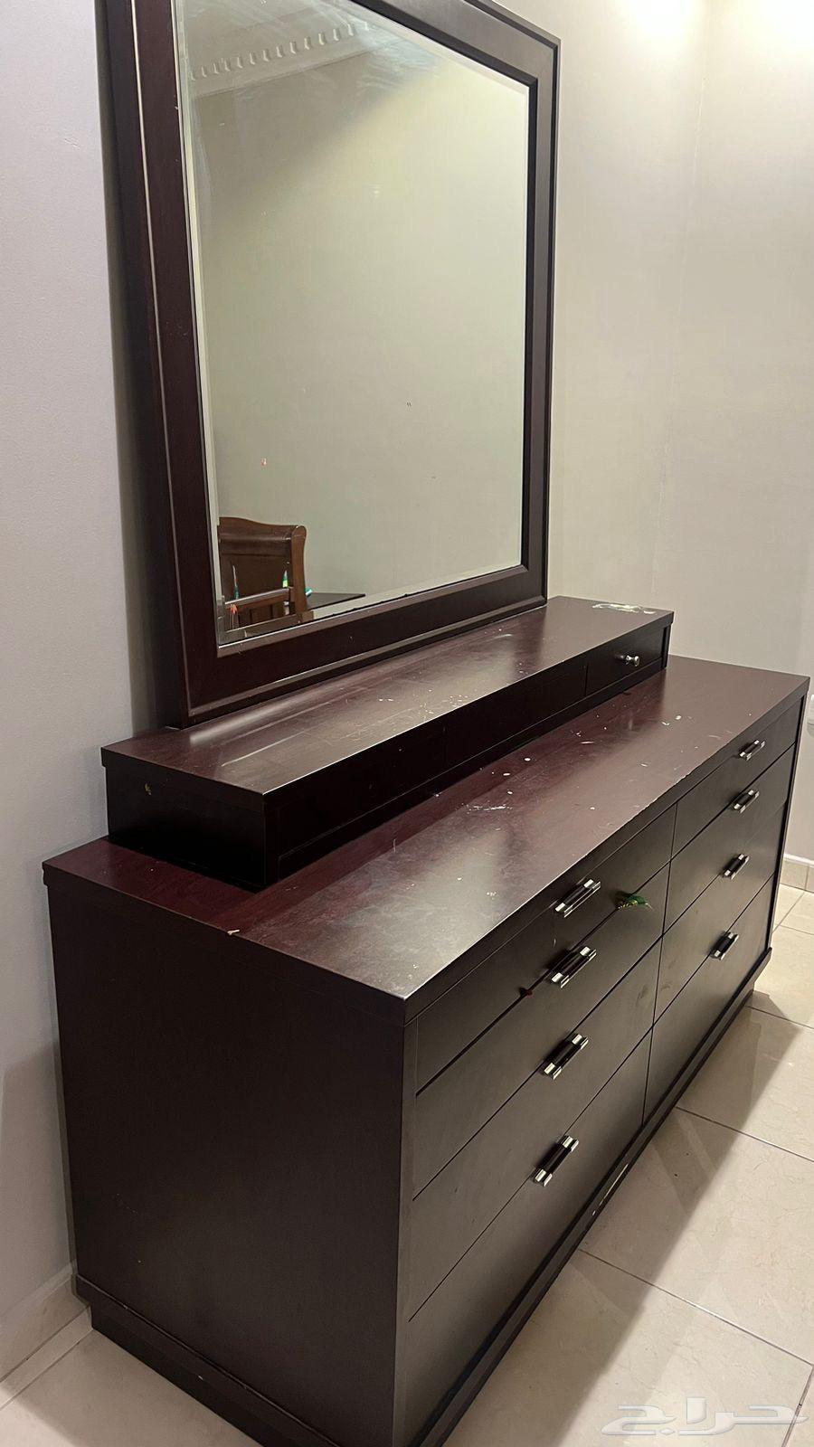 غرفة نوم نظيفة كامله للبيع64621755004802113