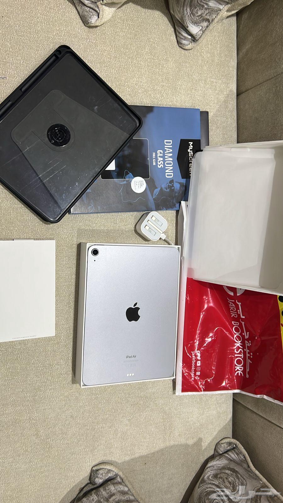 ايباد ابل اير ام 2 .. 11 إنش64623814180097110