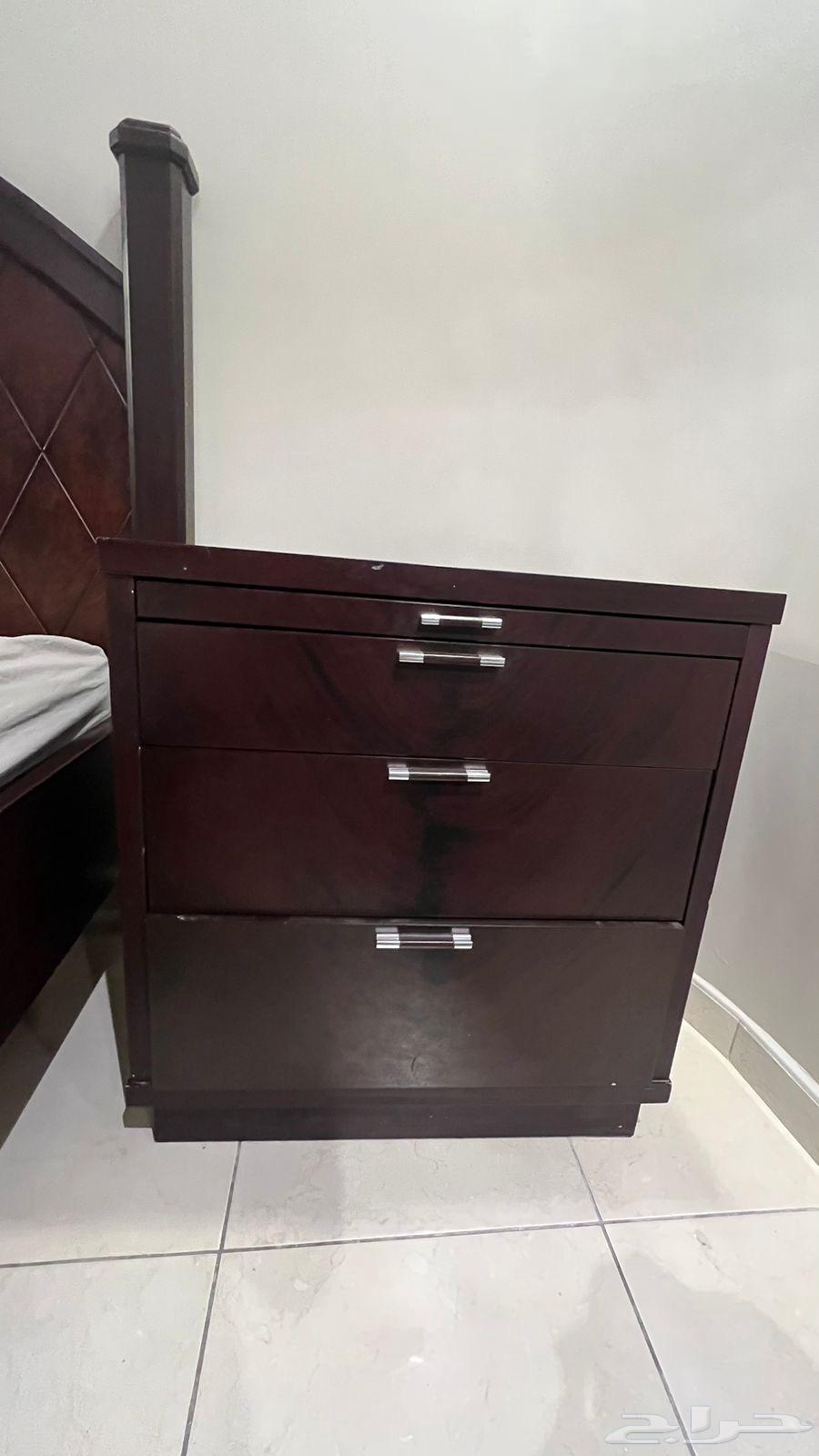 غرفة نوم نظيفة كامله للبيع64621755004802111