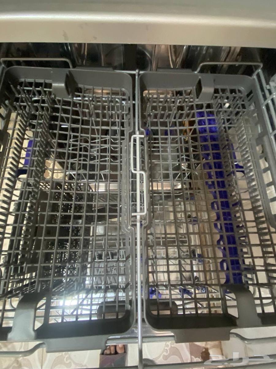 للبيع غسالة صحون ال جي64619580178691111