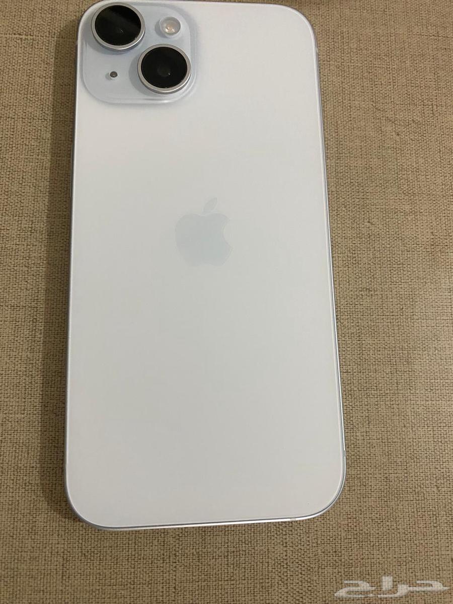 جوال ايفون 15بلس شغال علي الشرط ونظيف خالي من الكسور64620367383938110