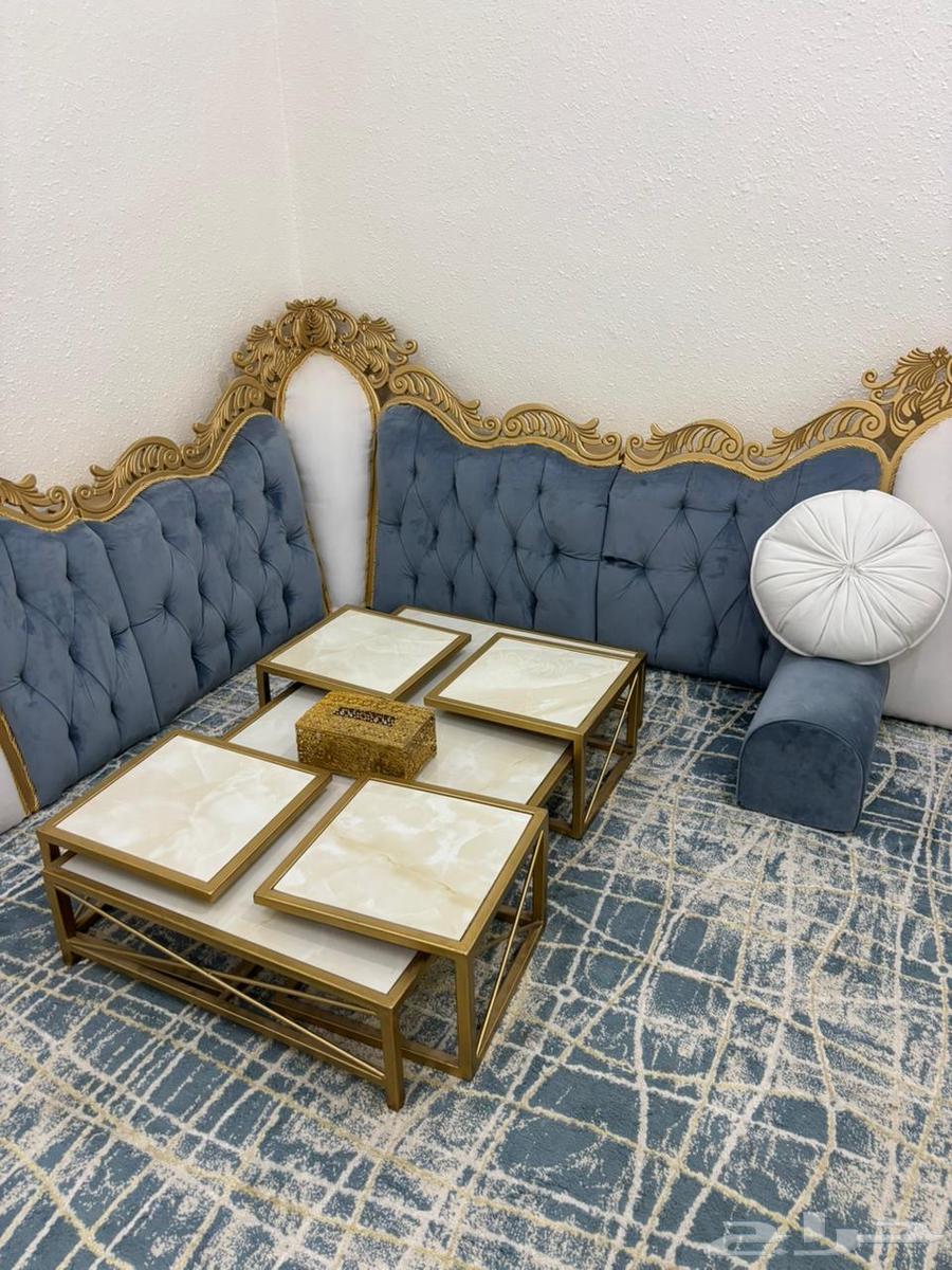 Floor Table64621879252739110