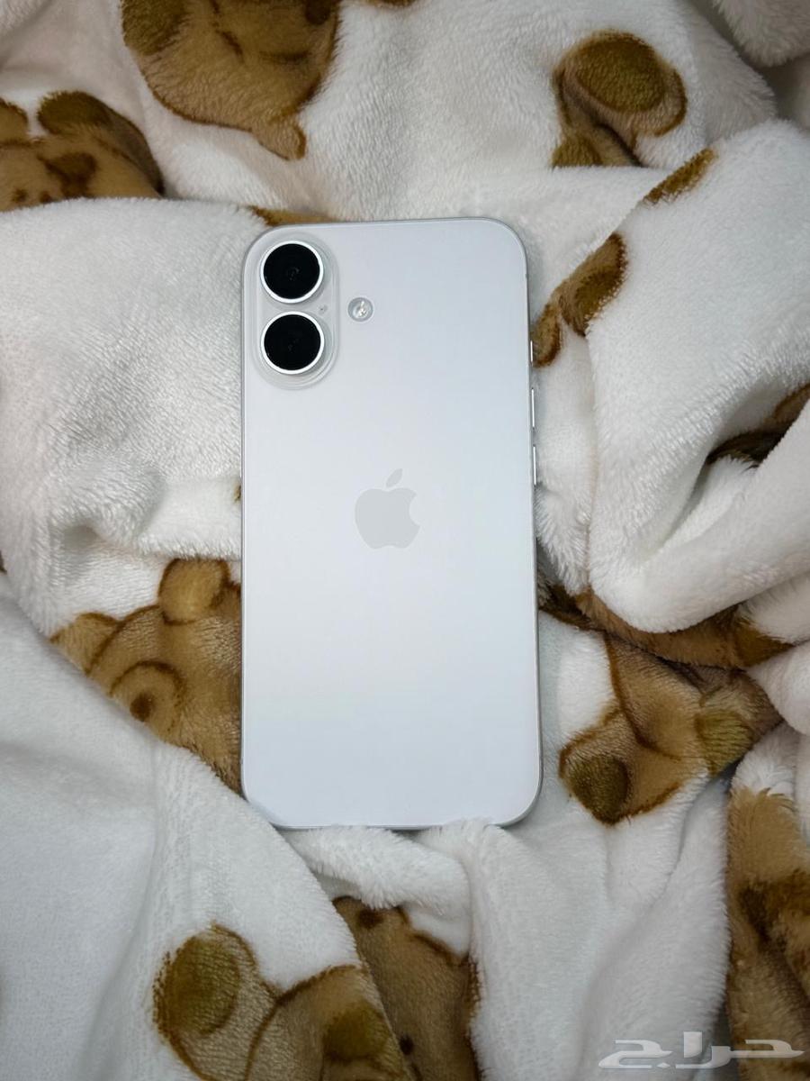 ايفون 16 جديد والله ولا فيه أي كسر نسبة البطارية 10064617478109315110