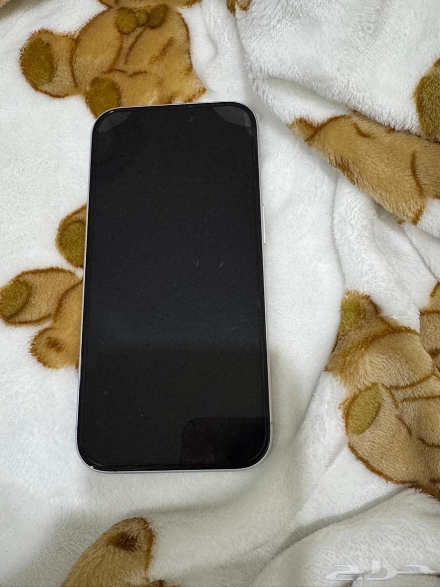 ايفون 16 جديد والله ولا فيه أي كسر نسبة البطارية 10064617478109315111