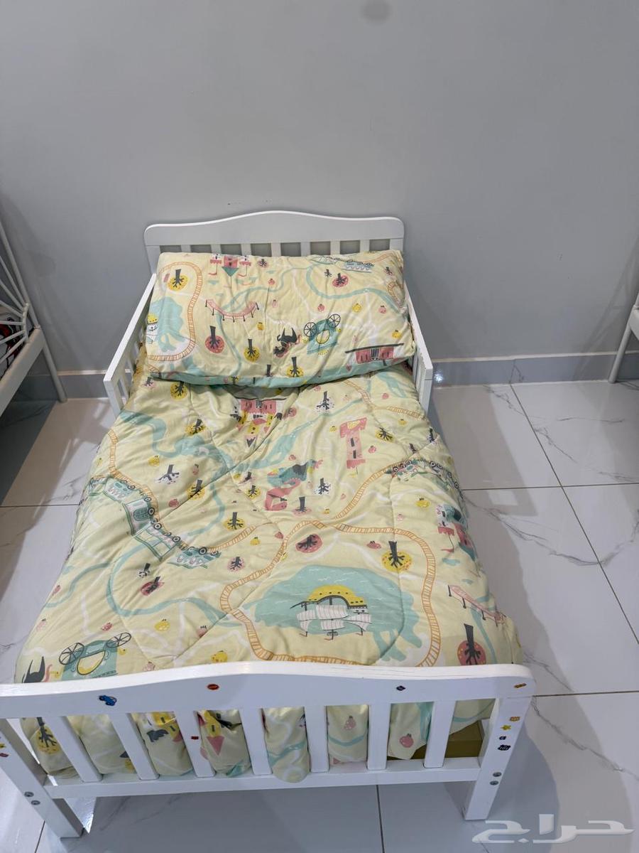 أسرة أطفال 3 مع مراتبها من أيكيا64619317818625111