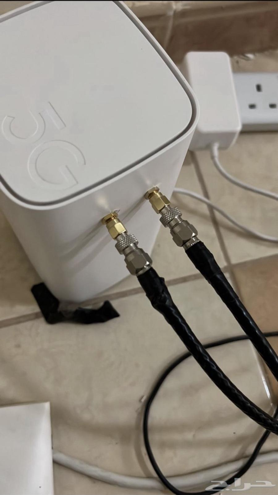 Decoded modem with antenna – compatible with all SIM cards64629818248833110