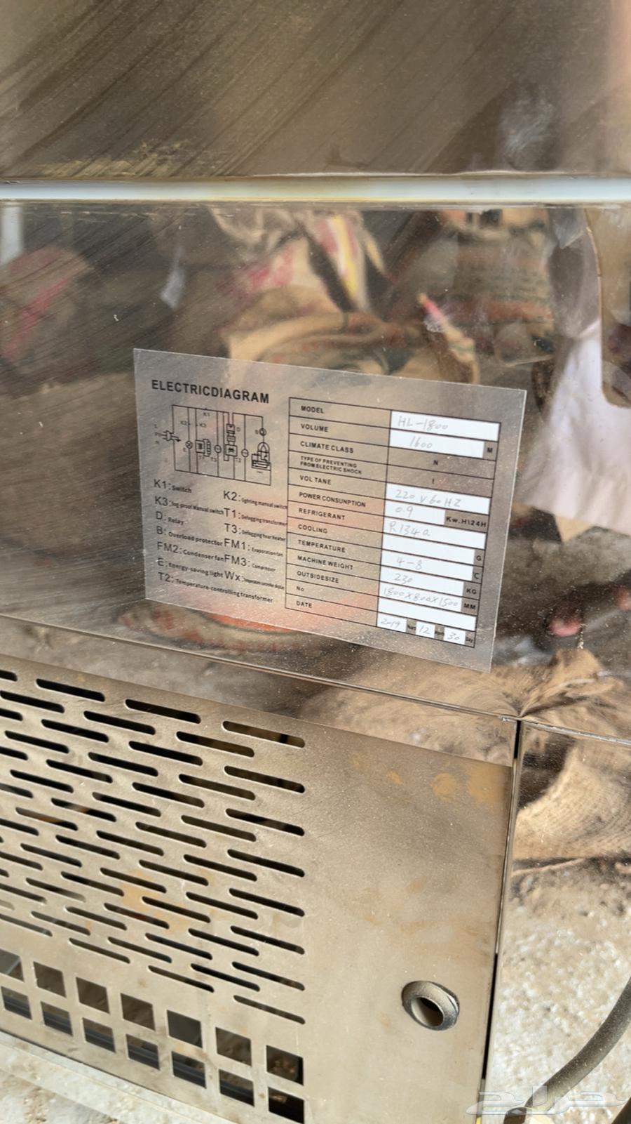 ثلاجات شبة الجديد فرصة مناسبة الي يبغى يشتري جديد64606433183362114