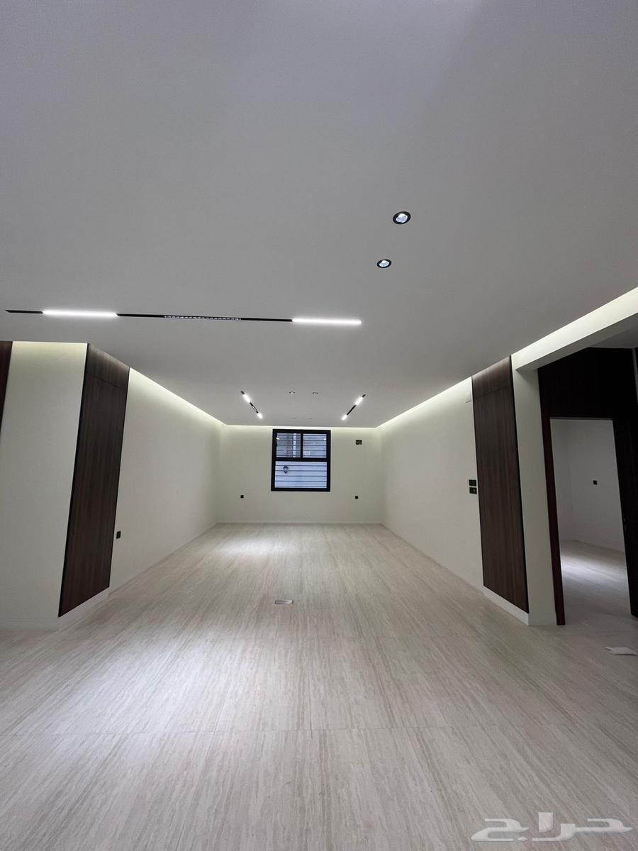 ادوار متكرره فاخرة للبيع بمساحات كبيرة64148252948738114