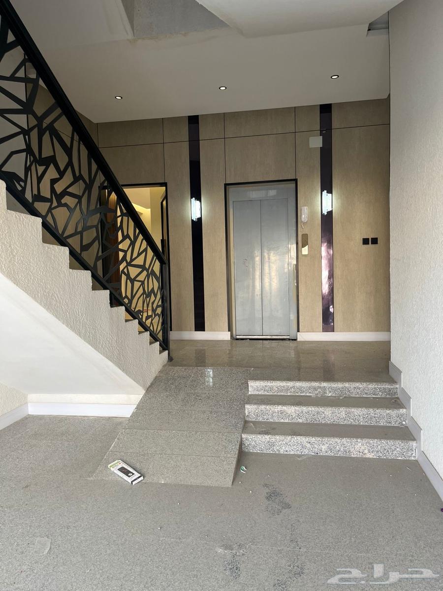 ادوار متكرره فاخرة للبيع بمساحات كبيرة64148252948738111